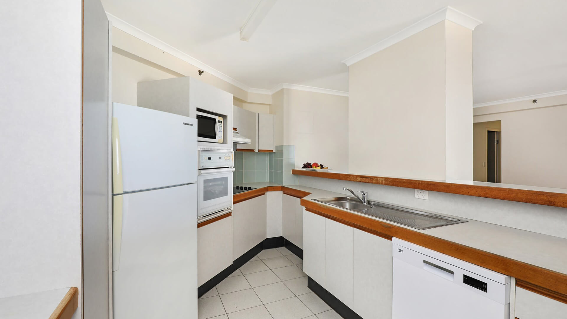 ULTIQA Points North. Standard 2 Bedroom Ocean View Apartment. Kitchen Area.