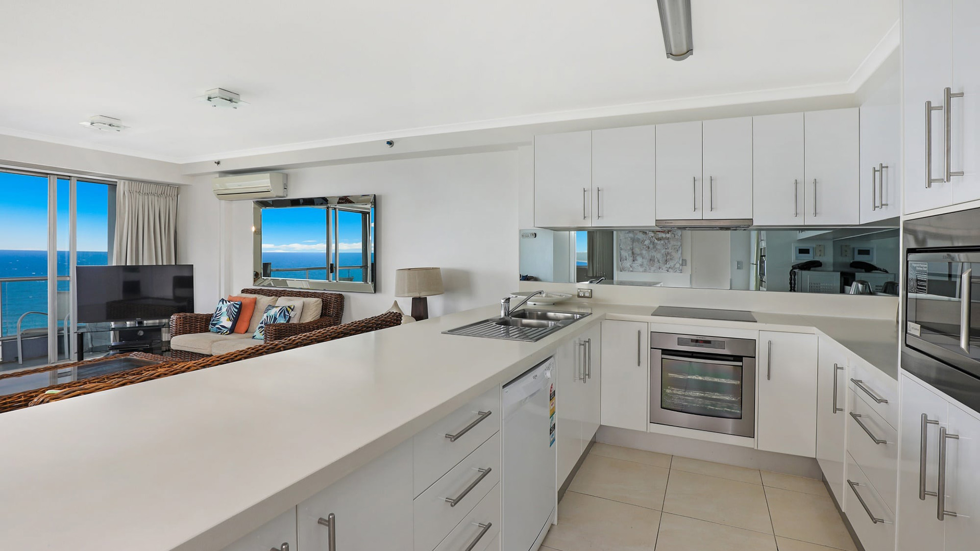 ULTIQA Points North. Deluxe 2 Bedroom Centre Front Apartment. Kitchen Area.