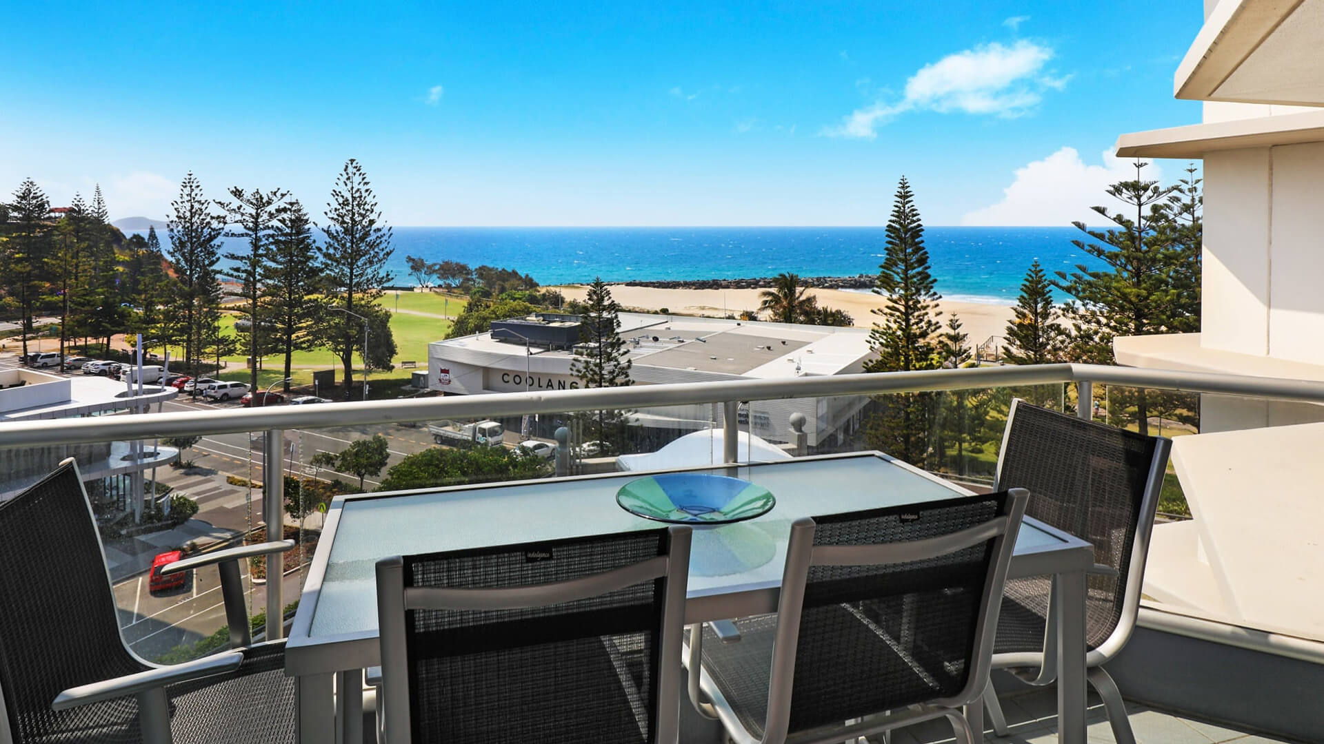 ULTIQA Points North. Superior 2 Bedroom Ocean View Apartment. Balcony with Beautiful Sea Views.