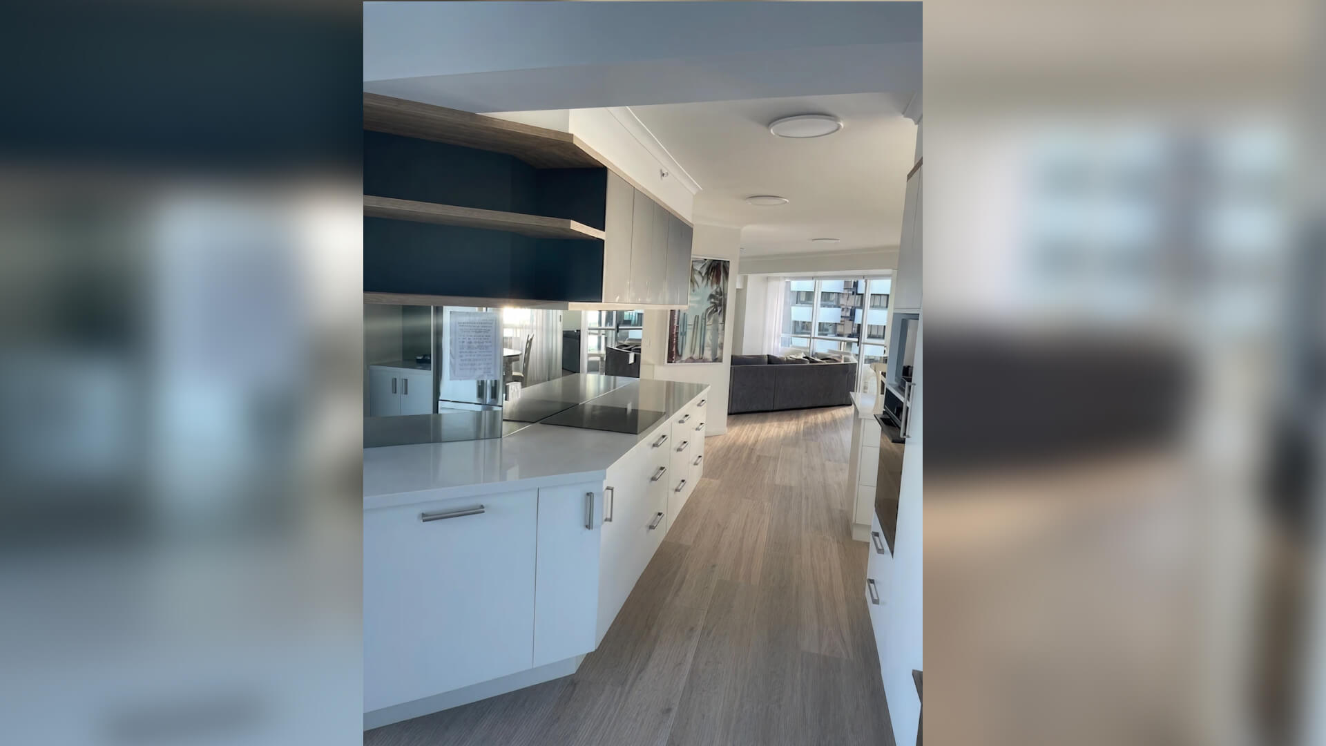 ULTIQA Points North. Deluxe 3 Bedroom Ocean View Apartment. Kitchen Area.