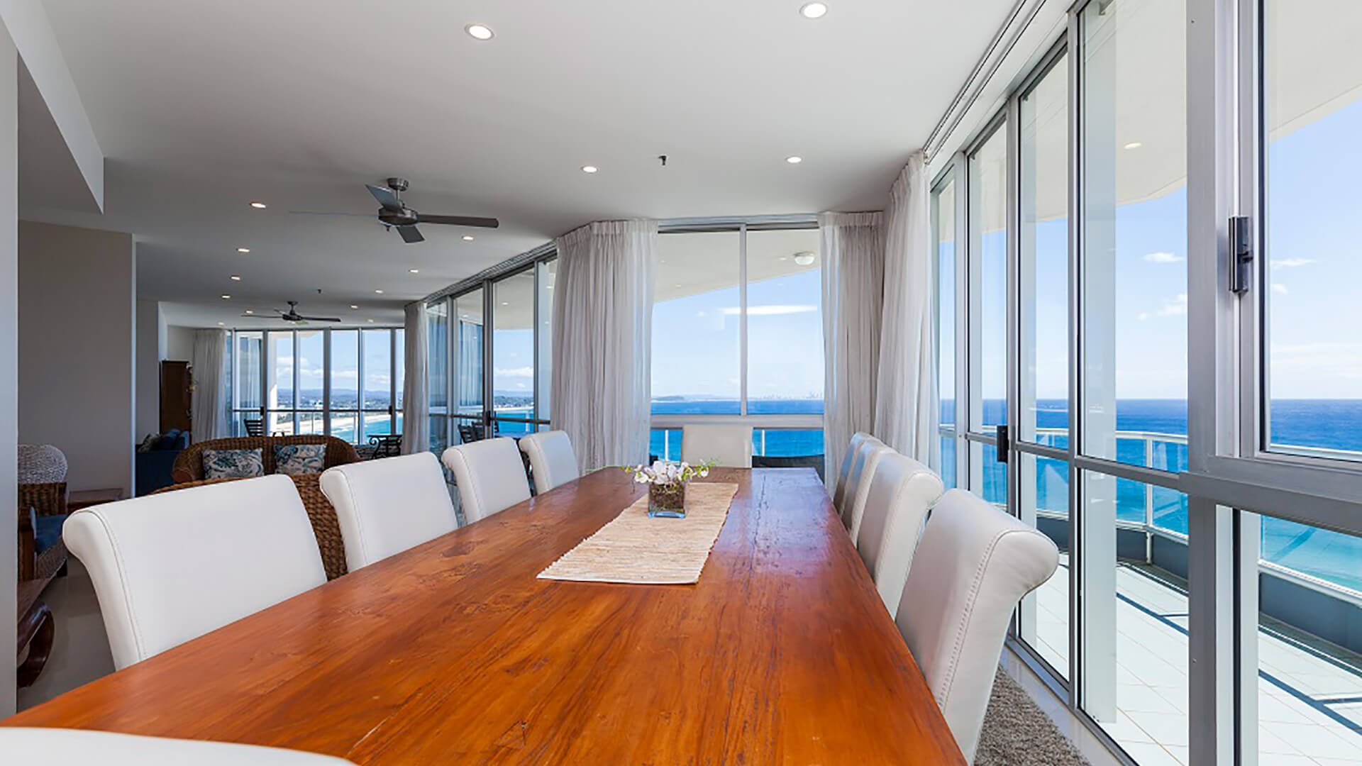ULTIQA Points North. 4 Bedroom Oceanfront Penthouse. Dining Area with Ocean Views.
